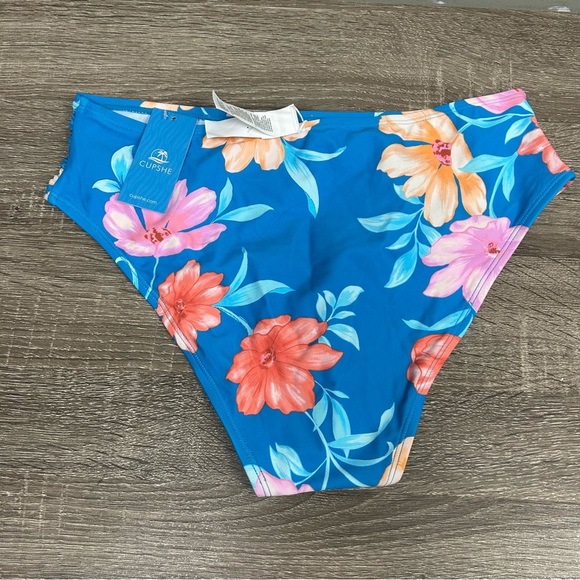 Cupshe Bikini - Picture 3 of 8